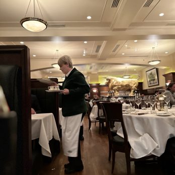801 Chophouse - Inside - Steakhouses Near Me - Omaha, Nebraska