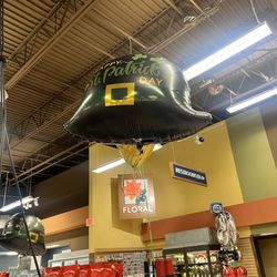 Publix - St patty's day ballon