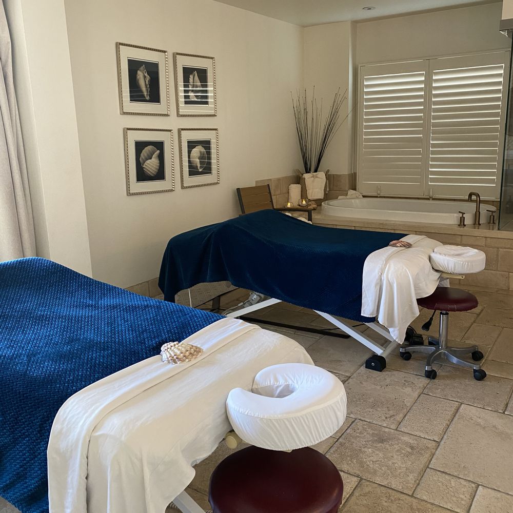 Spa on the Plaza - Oasis massage room - Massage Near Me - Monterey, California Spa on the Plaza - Oasis massage room - Massage Near Me - Monterey, California