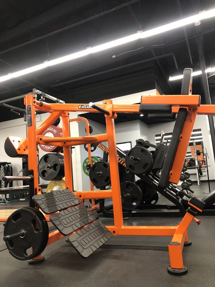 MUSCLE FACTORY GYM Updated September 2024 18 Photos & 17 Reviews