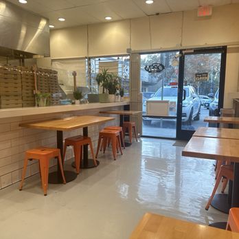 Sunshine Pizza - Inside of the restaurant - Pizza Near Me - Los Angeles, California Sunshine Pizza - Inside of the restaurant - Pizza Near Me - Los Angeles, California