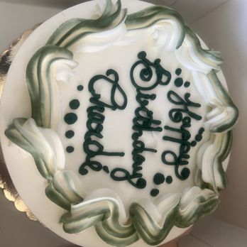 Mr Baker - Whole matcha cake for my sisters birthday - Bakeries Near Me - Rancho Cucamonga, California Mr Baker - Whole matcha cake for my sisters birthday - Bakeries Near Me - Rancho Cucamonga, California