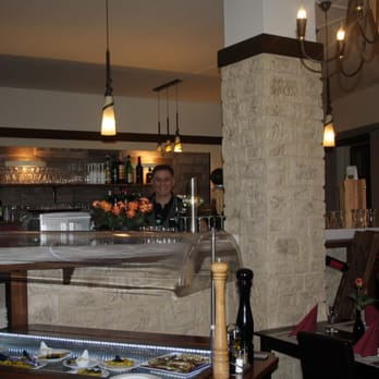 La Toscana - Ein kleiner Einblick in das wunderschöne Ambiente des Restaurants La Toscana - Pizza Near Me - Herne, NW