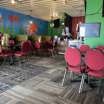 Seafood Steak & Grill - Plenty of comfortable seating. - Steakhouses Near Me - Bertram, Texas