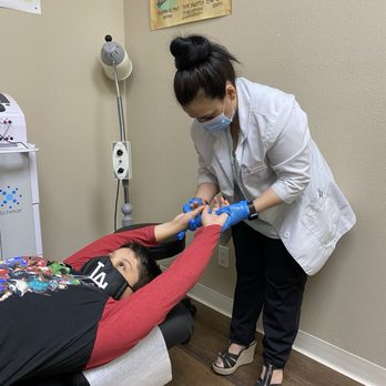 Maes V. Rabadi, DC - Chiropractors Near Me - Santa Clarita , California Maes V. Rabadi, DC - Chiropractors Near Me - Santa Clarita , California