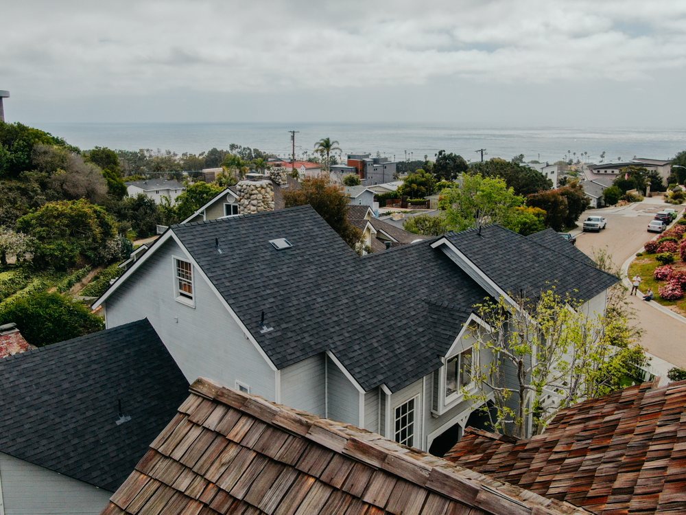 Slide of Diamond Roofing