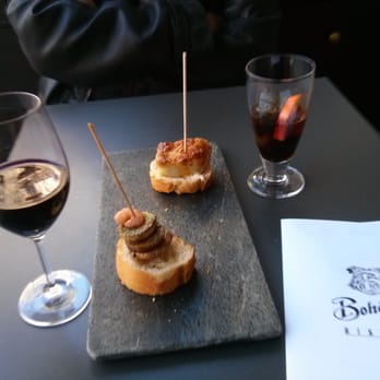 Bohemic - Tortila with spicy sauce and gamba on a fantastic tour of mushrooms + wine + vermoth = fanfastic Sunday in Poble Sec - Spanish Near Me - Barcelona, B Bohemic - Tortila with spicy sauce and gamba on a fantastic tour of mushrooms + wine + vermoth = fanfastic Sunday in Poble Sec - Spanish Near Me - Barcelona, B