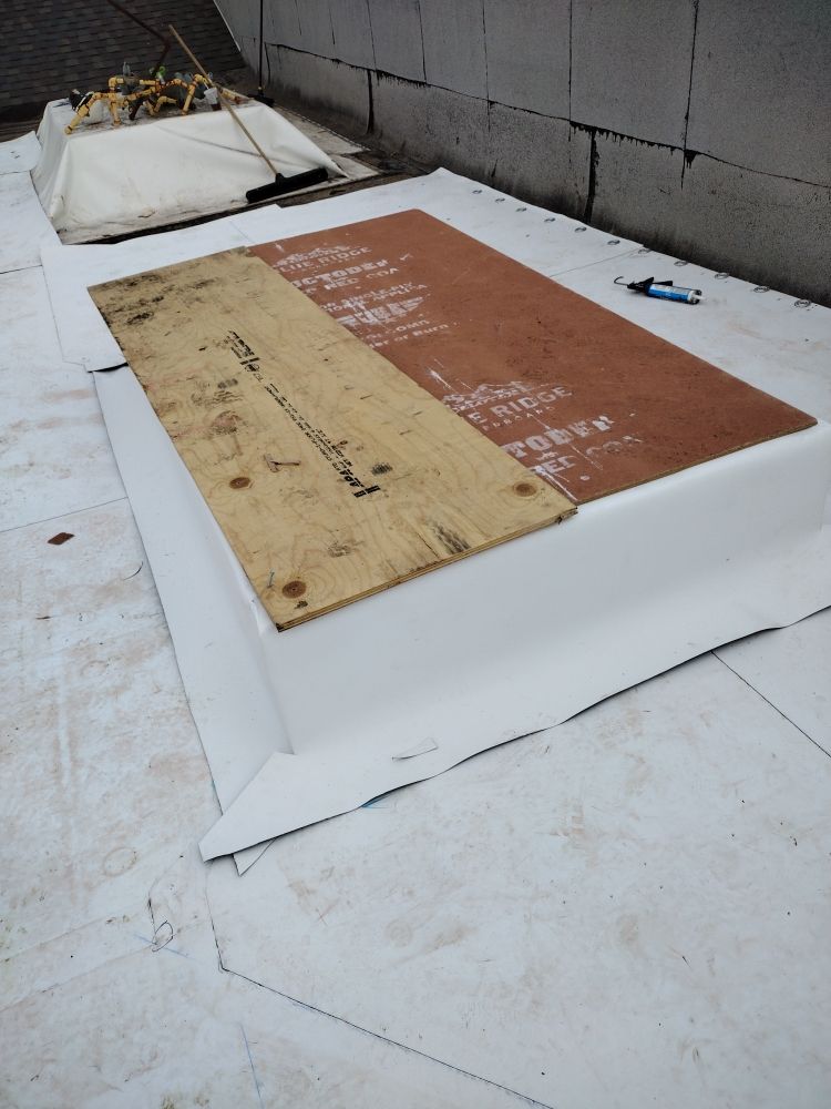 Slide of Moreno's Roofing