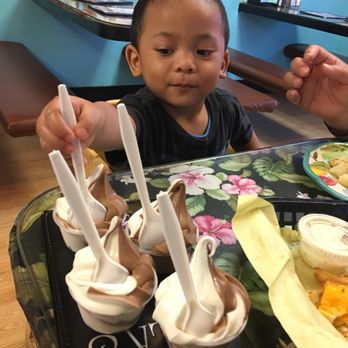 Hula's - Free ice cream dessert. - American Near Me - Escalon, California