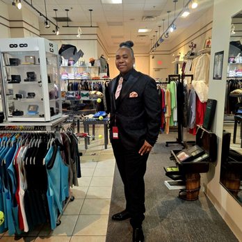Tulio - Men's Clothing Near Me - Redondo Beach, California