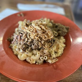The Twisted Fork - Macaroni and cheese with pulled pork - Bars Near Me - Port Charlotte, Florida The Twisted Fork - Macaroni and cheese with pulled pork - Bars Near Me - Port Charlotte, Florida