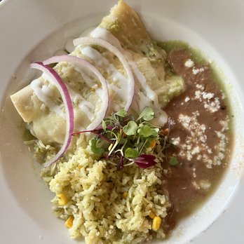 Chili Verde - Enchiladas Suizas - Mexican Near Me - Denver, Colorado Chili Verde - Enchiladas Suizas - Mexican Near Me - Denver, Colorado