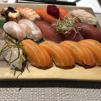 Michi Sushi - Japanese Near Me - North York, Ontario