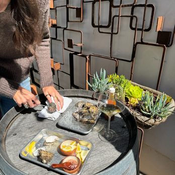 Shuck Shack - American Near Me - Avila Beach, California