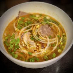 3 Regions Vietnamese Kitchen - Spicy beef noodle soup