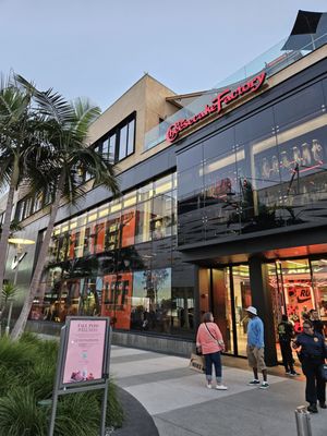 Santa Monica Place by null