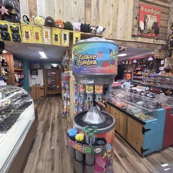 The Candy Bar in Manitou - Candy Stores Near Me - Manitou Springs, Colorado