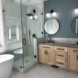 Rise Over Run - Beautifully remodeled Bathroom