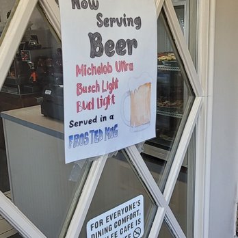 Jubilee Cafe - Well looky here we got beer about the last 3 months something new - Cafes Near Me - Kickapoo, Illinois