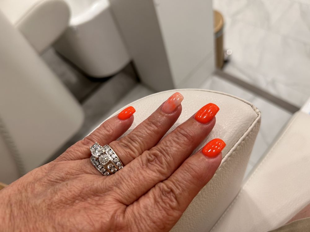 20/20 LUX SPA Updated October 2024 12 Reviews 902 Sisk Ave