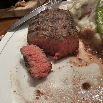 Phillips Seafood - Seafood Near Me - Baltimore, Maryland