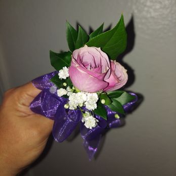 Candy's Florist - boutonniere - Florists Near Me - El Monte, California Candy's Florist - boutonniere - Florists Near Me - El Monte, California