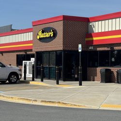 Rutter’s - Entrance