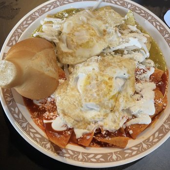 Kikey's Cafe - Chilaquiles Divorciados! - Breakfast & Brunch Near Me - Burien, Washington
