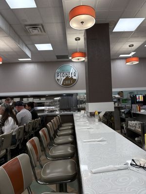 Pioneer Grill by null