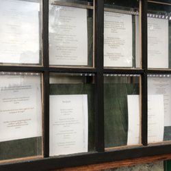 Zum Alten Wirth - Die Speisekarten könnte man mal ordentlicher aufhängen