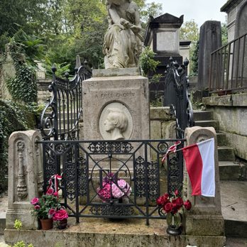 Cimetière du Père Lachaise - Chopin - Funeral Services & Cemeteries Near Me - Paris, 75