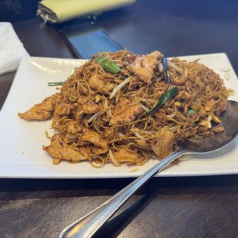Monkey King BBQ & Noodle - Stir-Fried Pork Undo Noodles - Cantonese Near Me - Lenexa, Kansas Monkey King BBQ & Noodle - Stir-Fried Pork Undo Noodles - Cantonese Near Me - Lenexa, Kansas