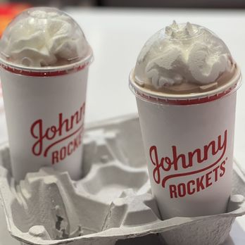 Johnny Rockets - Milk shakes. The strawberry Oreo was surprisingly very GOOD! Chocolate not bad either! Vegan version available. - Burgers Near Me - Alhambra, California