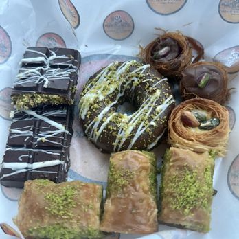 Orlando Nuts - Desserts Near Me - Orlando, Florida Orlando Nuts - Desserts Near Me - Orlando, Florida
