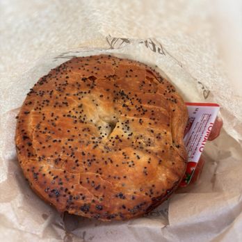 Bourke Street Bakery - Beef brisket, mushroom and red wine pie - Bakeries Near Me - Barangaroo, NSW Bourke Street Bakery - Beef brisket, mushroom and red wine pie - Bakeries Near Me - Barangaroo, NSW