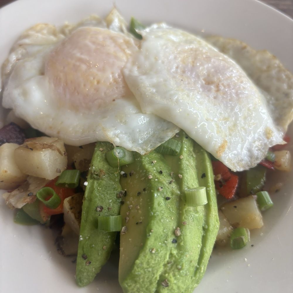 Waterloo Ice House Southpark Meadows - Hash bowl never disappoints! - American Near Me - Austin, Texas