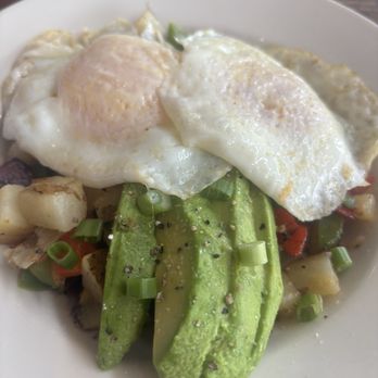Waterloo Ice House Southpark Meadows - Hash bowl never disappoints! - American Near Me - Austin, Texas Waterloo Ice House Southpark Meadows - Hash bowl never disappoints! - American Near Me - Austin, Texas