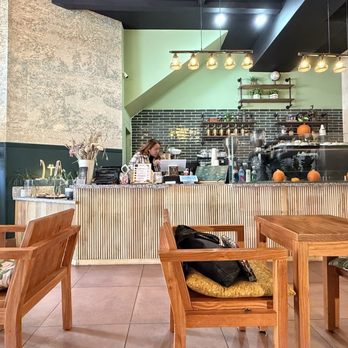 Nostalgic Cafe - Coffee & Tea Near Me - Pasadena, California