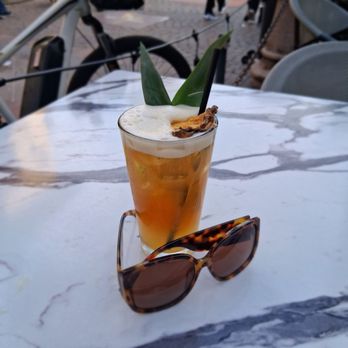 Jimmy B's - Kick Ass Mai Tai - Cocktail Bars Near Me - Palm Springs, California
