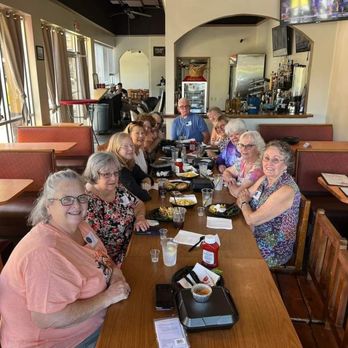 Omi’s Bar & Grill - Salad Near Me - Tampa, Florida
