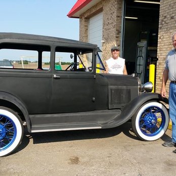 Commercial Tire Centers - Tires Near Me - Salina, Kansas Commercial Tire Centers - Tires Near Me - Salina, Kansas