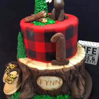 Patty Cakes - a cake made to look like a log - Custom Cakes Near Me - Hagerstown, Maryland