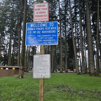 French Prairie Rest Stop - Signage - Rest Stops Near Me - Aurora, Oregon