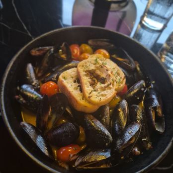 Krave - Mussels - Seafood Near Me - McDonough, Georgia Krave - Mussels - Seafood Near Me - McDonough, Georgia