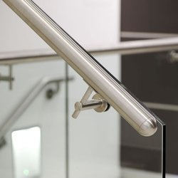 A1 Class Carpentry & Construction - Glass staircase refurb