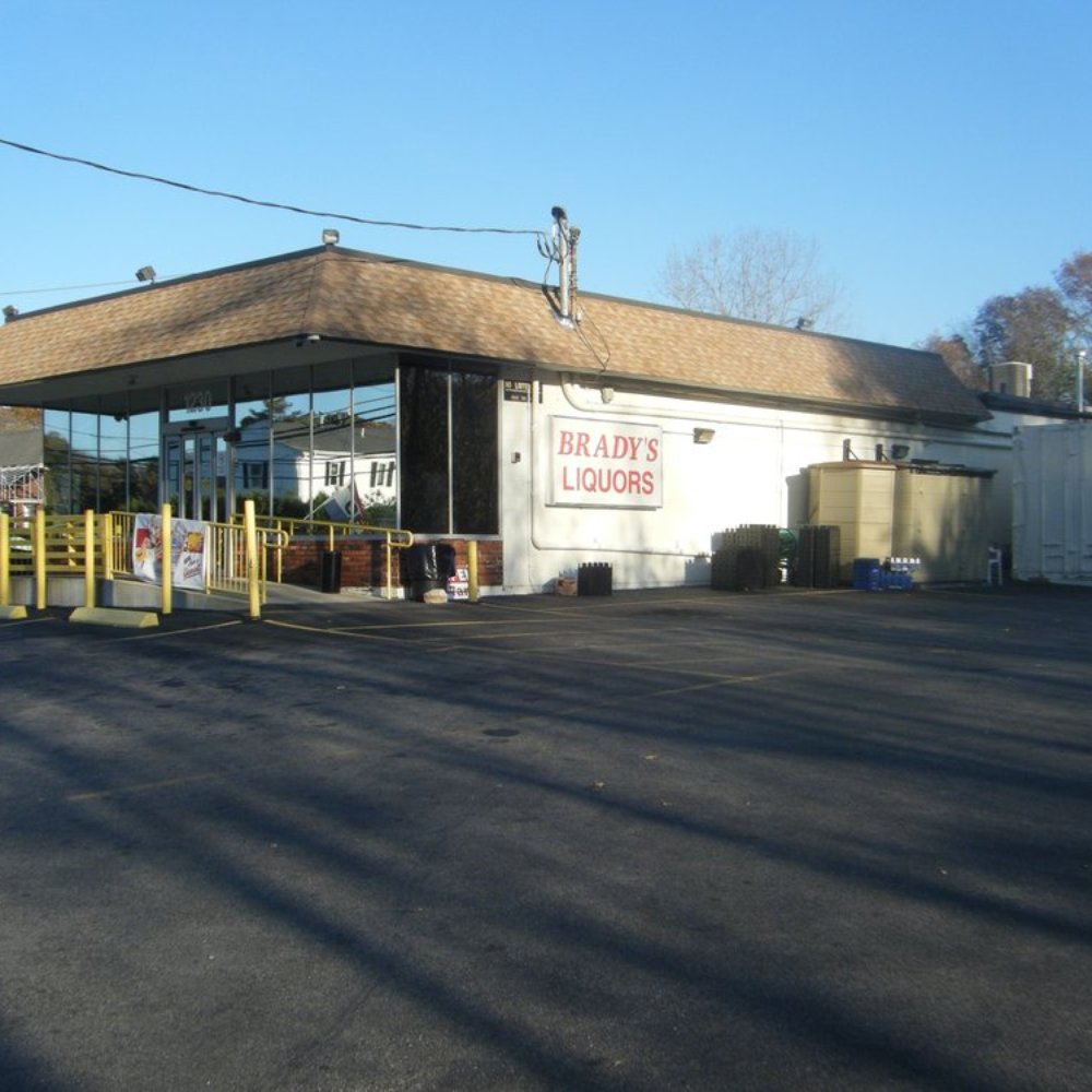 Brady's Liquor - the outside of the building - Beer, Wine & Spirits Near Me - Warwick, Rhode Island Brady's Liquor - the outside of the building - Beer, Wine & Spirits Near Me - Warwick, Rhode Island