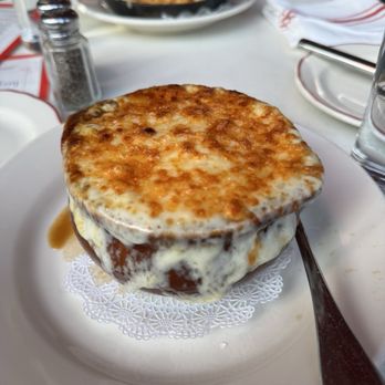 Le Diplomate - Brasseries Near Me - Washington, DC, District of Columbia Le Diplomate - Brasseries Near Me - Washington, DC, District of Columbia