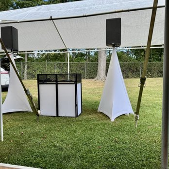 Paradyme Events - Another compact, beautiful outside set up - Audio/Visual Equipment Rental Near Me Paradyme Events - Another compact, beautiful outside set up - Audio/Visual Equipment Rental Near Me