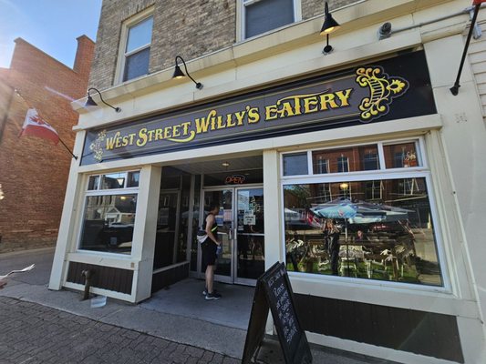 West Street Willy's Eatery by null