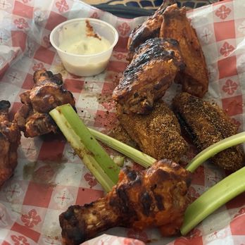 Jackson's Blue Ribbon Pub - Wings - American Near Me - Wauwatosa, Wisconsin